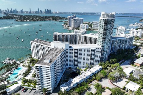Copropriété à louer à Miami Beach, Floride: 2 chambres, 94.76 m2 № 2335813 - photo 23