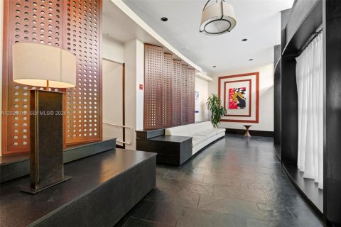 Copropriété à louer à Miami Beach, Floride: 2 chambres, 94.76 m2 № 2335813 - photo 22