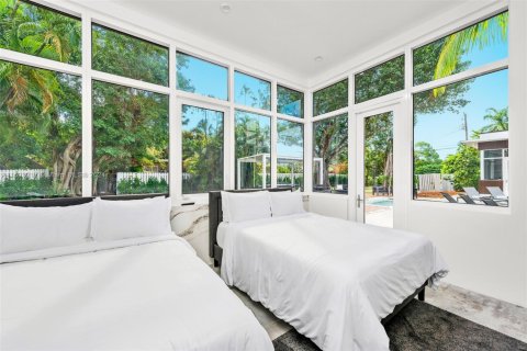 Casa en venta en Miami, Florida, 6 dormitorios, 347.64 m2 № 1860794 - foto 22