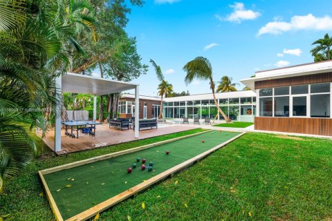 Casa en venta en Miami, Florida, 6 dormitorios, 347.64 m2 № 1860794 - foto 28
