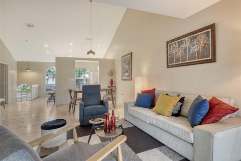 Condominio en alquiler en Sarasota, Florida, 3 dormitorios, 149.02 m2 № 2109392 - foto 11