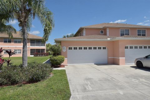 Condo à Lehigh Acres, Floride, 3 chambres  № 2039715
