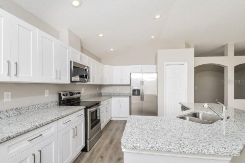 Villa ou maison à louer à Ruskin, Floride: 4 chambres, 201.51 m2 № 2157260 - photo 7