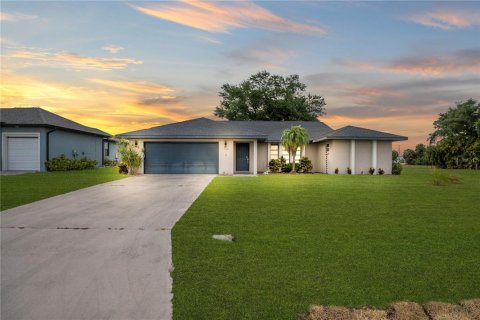 Casa en Rotonda, Florida 3 dormitorios, 176.33 m2 № 2337398