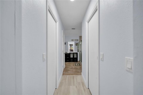 Купить виллу или дом в Ротонда, Флорида 9 комнат, 176.33м2, № 2337398 - фото 21