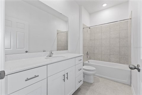 Casa en venta en Haines City, Florida, 4 dormitorios, 176.51 m2 № 1688009 - foto 10