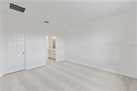 Casa en venta en Haines City, Florida, 4 dormitorios, 176.51 m2 № 1688009 - foto 8