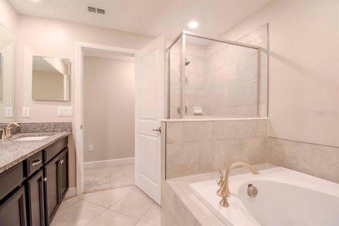 Touwnhouse à vendre à Lutz, Floride: 4 chambres, 229.1 m2 № 1801945 - photo 15