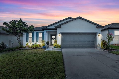 House in Davenport, Florida 4 bedrooms, 187.2 sq.m. № 1884153 - photo 1