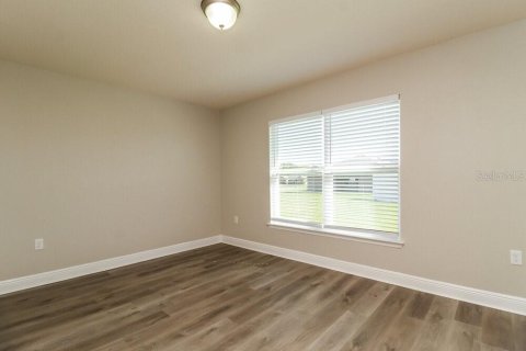 House in Fruitland Park, Florida 4 bedrooms, 177.26 sq.m. № 1880661 - photo 13