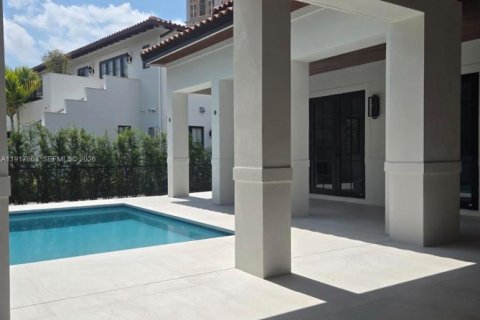 Villa ou maison à vendre à Coral Gables, Floride: 4 chambres, 347.73 m2 № 2017055 - photo 24