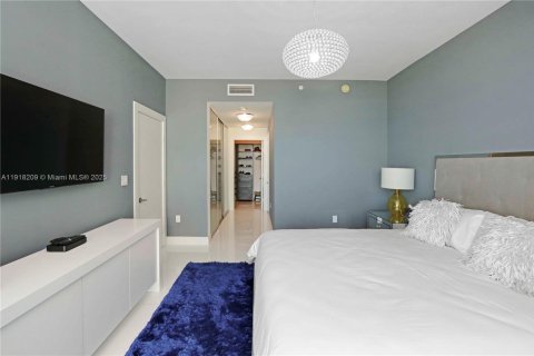 Condominio en alquiler en Miami, Florida, 2 dormitorios, 134.71 m2 № 1973022 - foto 14