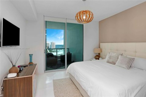 Condominio en alquiler en Miami, Florida, 2 dormitorios, 134.71 m2 № 1973022 - foto 18