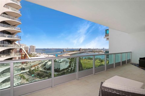 Condominio en alquiler en Miami, Florida, 2 dormitorios, 134.71 m2 № 1973022 - foto 22