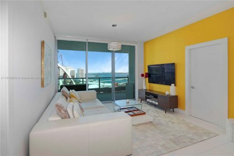 Condominio en alquiler en Miami, Florida, 2 dormitorios, 134.71 m2 № 1973022 - foto 7
