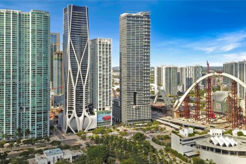 Condominio en alquiler en Miami, Florida, 2 dormitorios, 134.71 m2 № 1973022 - foto 28