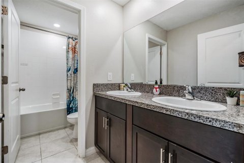 Casa en venta en Apollo Beach, Florida, 5 dormitorios, 210.33 m2 № 1626354 - foto 22