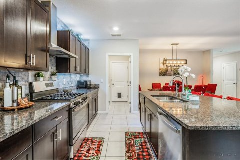 Casa en venta en Apollo Beach, Florida, 5 dormitorios, 210.33 m2 № 1626354 - foto 11