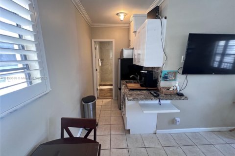 Condominio en venta en Hollywood, Florida, 24.34 m2 № 1875560 - foto 5