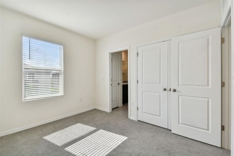 Townhouse in Wesley Chapel, Florida 3 bedrooms, 163.32 sq.m. № 2231608 - photo 20