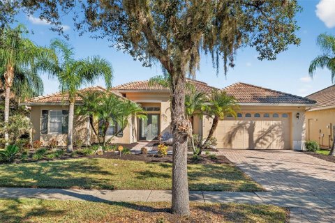 House in Kissimmee, Florida 5 bedrooms, 281.68 sq.m. № 2306249