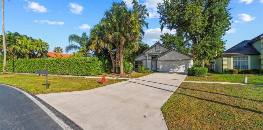 Casa en Wellington, Florida 3 dormitorios, 159.05 m2 № 1146691