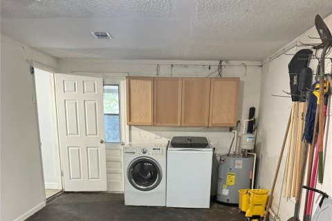 House in Tampa, Florida 3 bedrooms, 130.9 sq.m. № 1848166 - photo 11