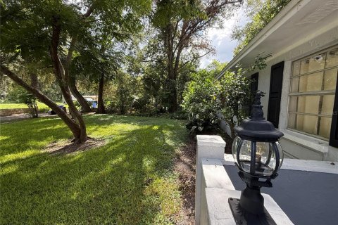 House in Tampa, Florida 3 bedrooms, 130.9 sq.m. № 1848166 - photo 2