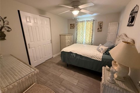 House in Tampa, Florida 3 bedrooms, 130.9 sq.m. № 1848166 - photo 10