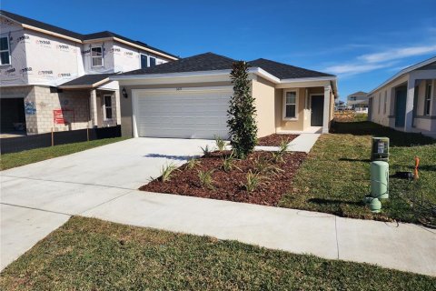 Villa ou maison à Davenport, Floride 4 chambres, 142.23 m2 № 2373181