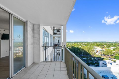 Copropriété à louer à Miami Beach, Floride: 1 chambre, 100.43 m2 № 1987287 - photo 6
