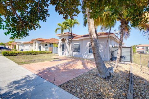 Купить виллу или дом в Майами, Флорида 3 спальни, 142.33м2, № 2027267 - фото 13