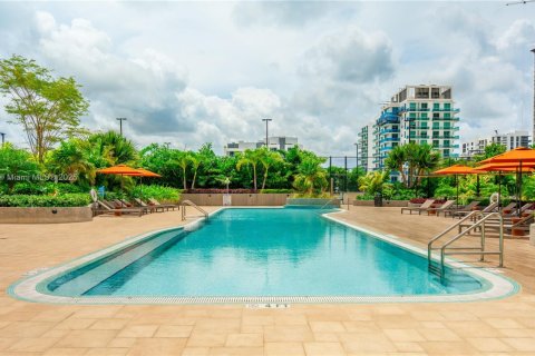 Снять в аренду кондоминиум в Майами, Флорида 3 спальни, 162.58м2, № 1888067 - фото 11