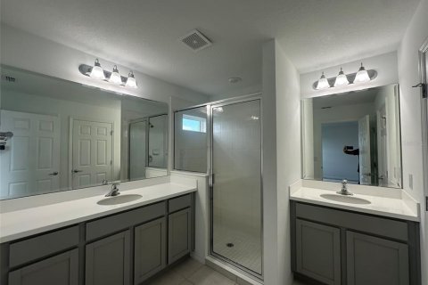 House in Kissimmee, Florida 5 bedrooms, 209.12 sq.m. № 1877118 - photo 22