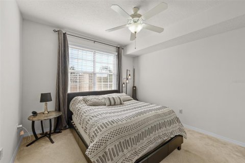 Condo in Tampa, Florida, 2 bedrooms  № 1372075 - photo 15