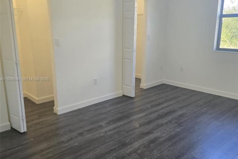 Touwnhouse à louer à Hialeah, Floride: 3 chambres, 147.9 m2 № 1988555 - photo 29