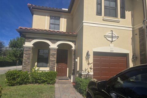 Touwnhouse à Hialeah, Floride 3 chambres, 147.9 m2 № 1988555