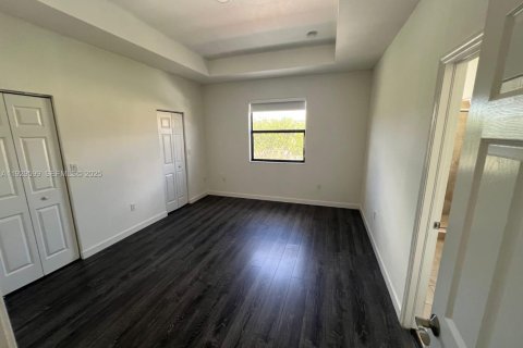 Touwnhouse à louer à Hialeah, Floride: 3 chambres, 147.9 m2 № 1988555 - photo 25
