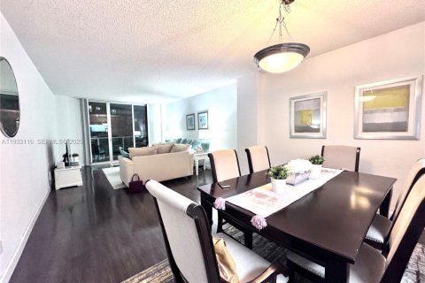 Copropriété à louer à Sunny Isles Beach, Floride: 1 chambre, 92.9 m2 № 2035016 - photo 3