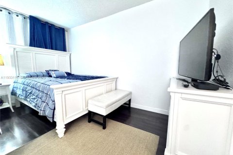 Copropriété à louer à Sunny Isles Beach, Floride: 1 chambre, 92.9 m2 № 2035016 - photo 14