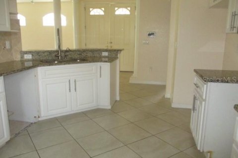House in Brooksville, Florida 3 bedrooms, 184.32 sq.m. № 1900384 - photo 5