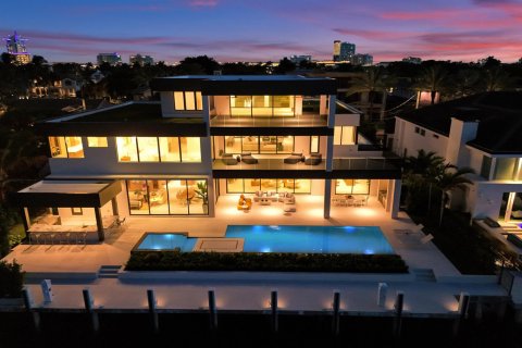 Casa en venta en Fort Lauderdale, Florida, 6 dormitorios, 848.66 m2 № 2293635 - foto 3