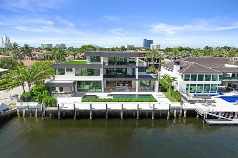 Casa en venta en Fort Lauderdale, Florida, 6 dormitorios, 848.66 m2 № 2293635 - foto 11
