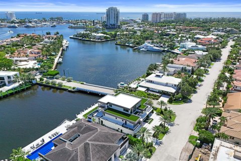 Casa en venta en Fort Lauderdale, Florida, 6 dormitorios, 848.66 m2 № 2293635 - foto 10