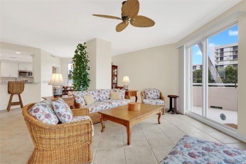 Снять в аренду кондоминиум в Сент-Луси, Флорида 3 спальни, 160.16м2, № 2034246 - фото 12