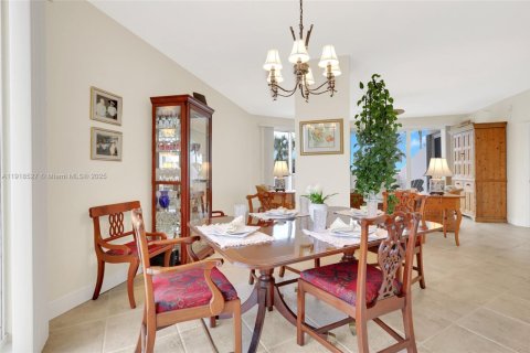 Снять в аренду кондоминиум в Сент-Луси, Флорида 3 спальни, 160.16м2, № 2034246 - фото 13