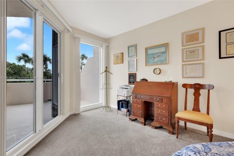 Снять в аренду кондоминиум в Сент-Луси, Флорида 3 спальни, 160.16м2, № 2034246 - фото 29