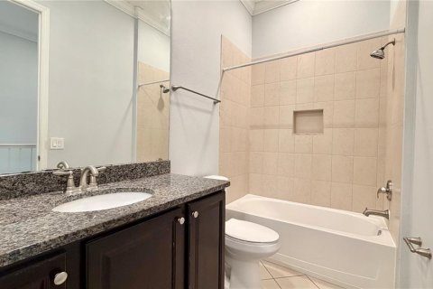 Townhouse in Orlando, Florida 4 bedrooms, 168.25 sq.m. № 2091392 - photo 12
