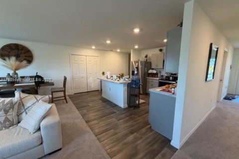 Villa ou maison à vendre à Cape Coral, Floride: 4 chambres № 2034596 - photo 12