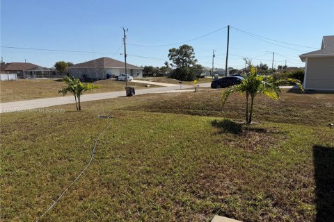 Villa ou maison à vendre à Cape Coral, Floride: 4 chambres № 2034596 - photo 5